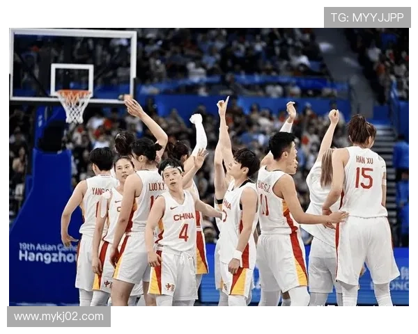 广州与上海排球队对决赛后分析速度表现及战术策略探讨